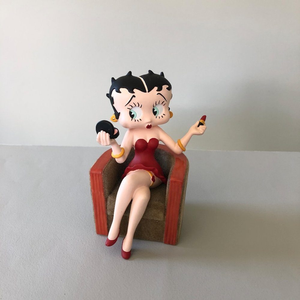 Betty Boop in Chair Resin Figurine